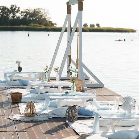 Sunset - Lakeside Apartment *